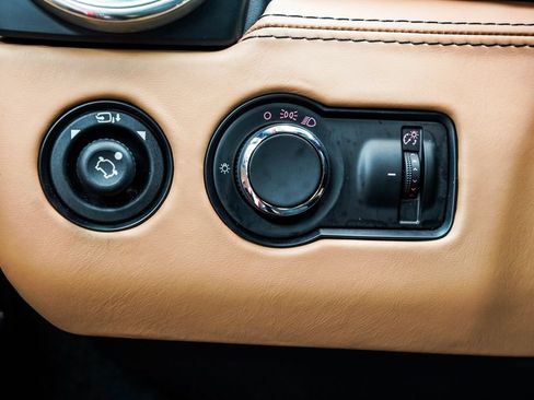 Used 2020 Lotus Evora RWD image 36