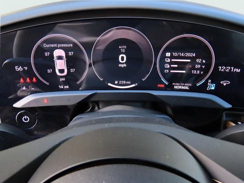 New 2025 Porsche Taycan 4S AWD/4WD image 35
