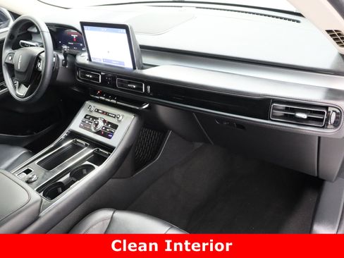 Used 2024 Lincoln Aviator 2WD w/ Premium Package image 41