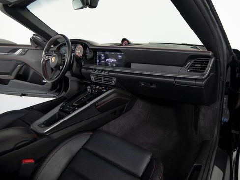 Certified 2020 Porsche 911 Carrera S image 34