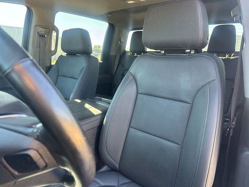 Used 2023 GMC Sierra 2500 SLT w/ SLT Premium Package image 20