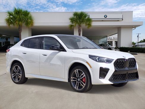New 2026 BMW X2 xDrive28i w/ Technology Package AWD/4WD image 3