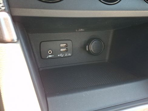 Used 2022 Subaru Forester AWD/4WD image 23