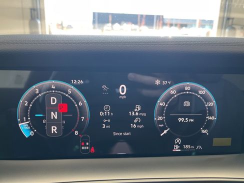 New 2026 Volkswagen Tiguan SE image 17