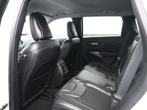 Used 2021 Jeep Cherokee Latitude Plus image 26