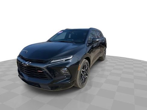 Used 2023 Chevrolet Blazer RS w/ Driver Confidence II Package image 6