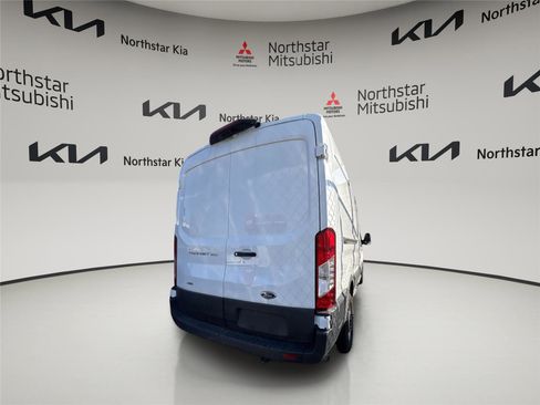 Used 2023 Ford Transit 250 Medium Roof AWD image 4