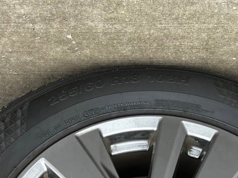 Used 2025 Nissan Pathfinder SV w/ SV Premium Package image 6