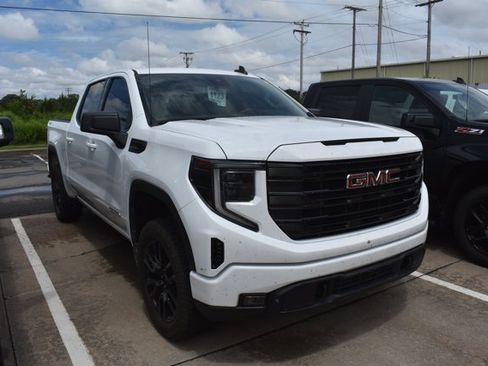 Used 2022 GMC Sierra 1500 Elevation AWD/4WD image 3