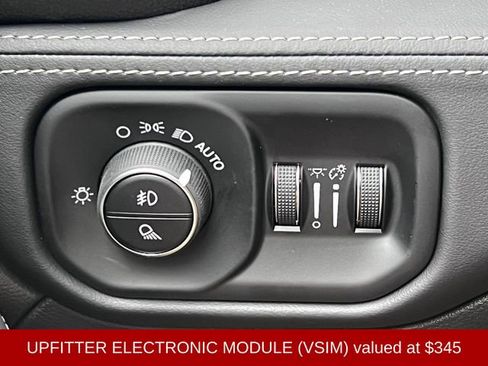 Used 2024 RAM 3500 Limited image 25