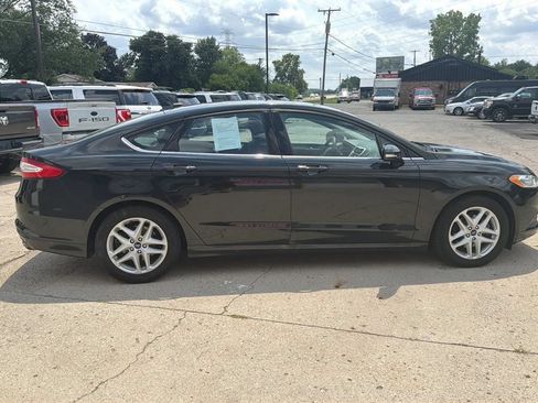 Used 2014 Ford Fusion SE FWD image 6