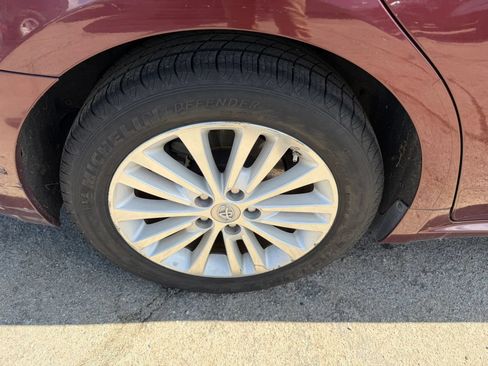 Used 2015 Toyota Avalon XLE Premium FWD image 30