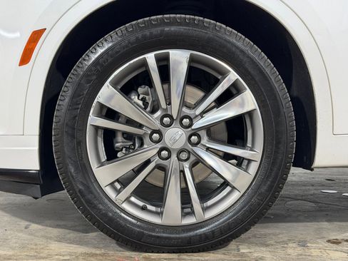 Used 2021 Cadillac XT6 Premium Luxury FWD image 11