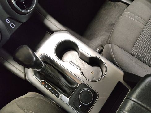 Used 2020 Chevrolet Blazer LT image 26