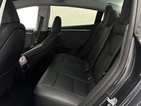 Used 2025 Tesla Model 3 RWD image 22