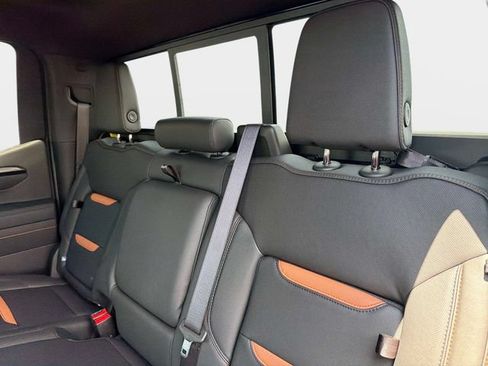 New 2026 GMC Sierra 1500 AT4 w/ AT4 Premium Package AWD/4WD image 12