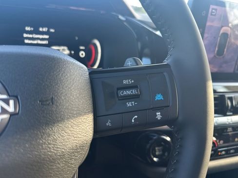 New 2026 Nissan Pathfinder SL image 15