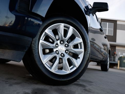 Used 2020 Chevrolet Silverado 1500 Custom w/ Custom Value Package image 49