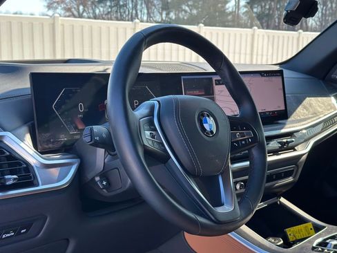 Certified 2024 BMW X5 xDrive40i w/ Premium Package image 18