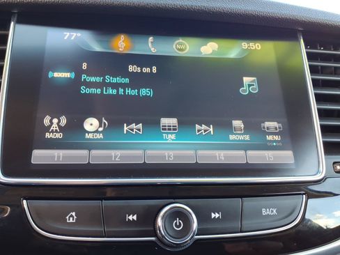 Used 2020 Buick Encore Preferred AWD/4WD image 18
