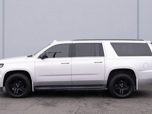 Used 2016 Chevrolet Suburban LT AWD/4WD image 3