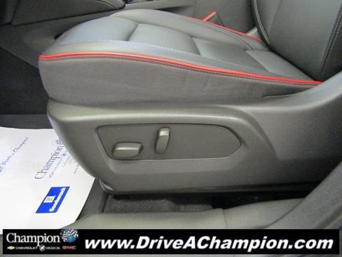 Used 2022 Buick Envision Essence w/ Sport Touring Package image 24