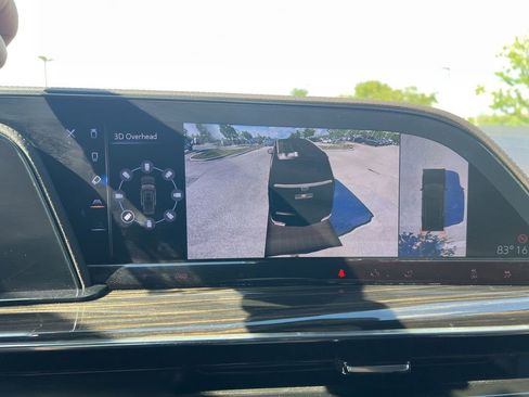 Used 2022 Cadillac Escalade Premium Luxury RWD image 88