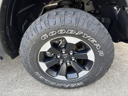 Used 2020 RAM 1500 Rebel image 12