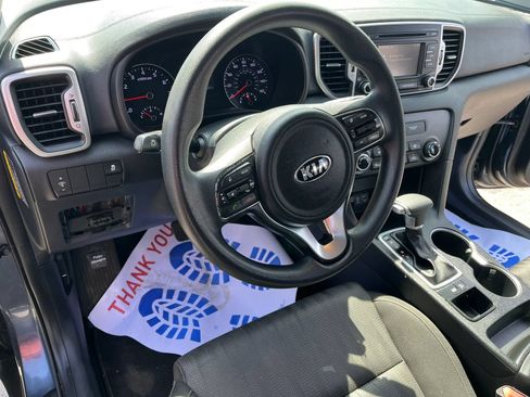 Used 2017 Kia Sportage LX FWD image 11