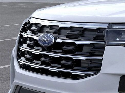New 2026 Ford Explorer Active w/ Active Comfort Package image 17