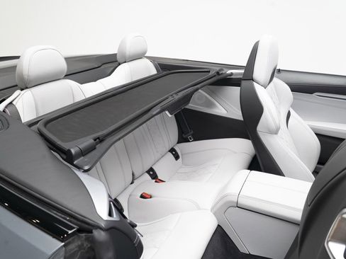 Used 2023 BMW M8 Competition image 44