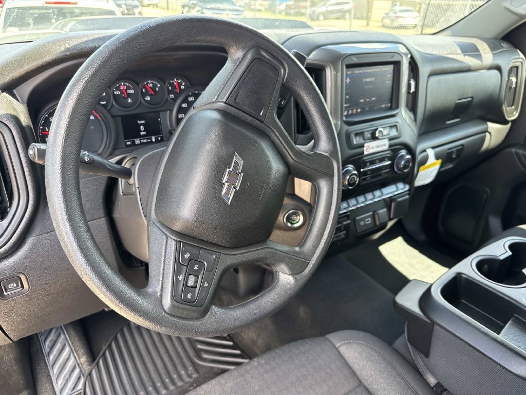 Used 2025 Chevrolet Silverado 1500 Custom Trail Boss AWD/4WD image 28