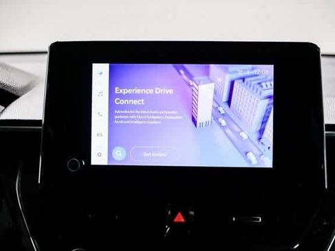 Certified 2023 Toyota Corolla Cross XLE image 14