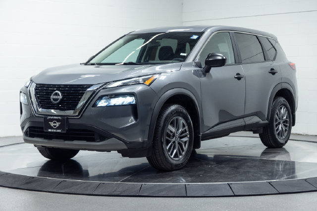 Used 2023 Nissan Rogue S AWD/4WD image 6