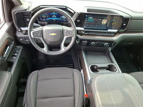 Used 2024 Chevrolet Silverado 2500 LT w/ All Star Edition image 11