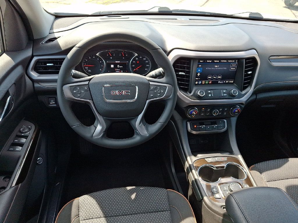 Used 2023 GMC Acadia AT4 AWD/4WD image 12