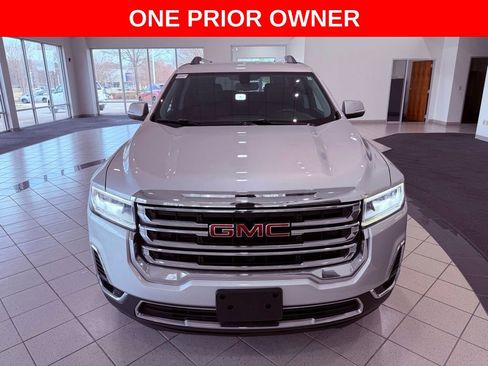 Used 2020 GMC Acadia SLT image 2