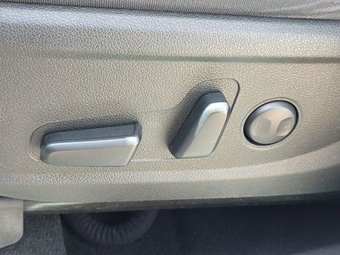 Certified 2022 Hyundai Santa Fe SEL FWD image 6