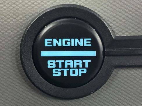 Used 2023 Ford Bronco Badlands image 25