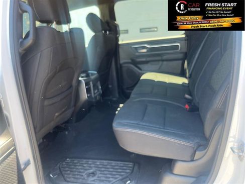 Used 2025 RAM 1500 Big Horn AWD/4WD image 32