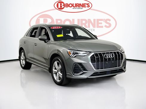 Used 2023 Audi Q3 2.0T Premium w/ Convenience Package AWD/4WD image 1