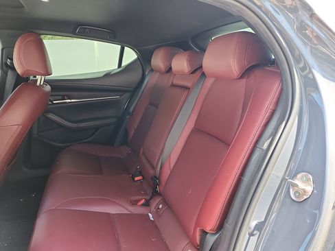 Used 2023 MAZDA MAZDA3 s image 15