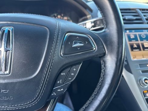 Used 2017 Lincoln MKZ Reserve w/ Climate Package image 30