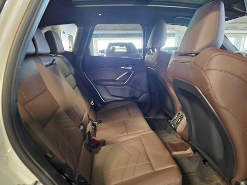 Used 2025 BMW X1 xDrive28i w/ Technology Package image 40