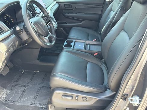 Used 2025 Honda Odyssey EX-L image 10