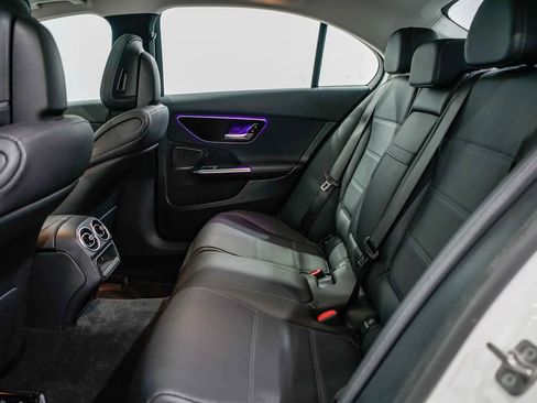 Used 2025 Mercedes-Benz C 300 Sedan image 18