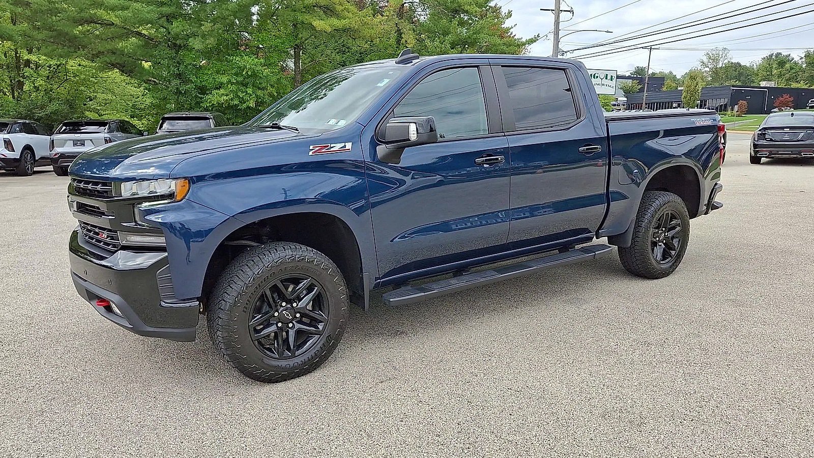 Used 2022 Chevrolet Silverado 1500 LT Trail Boss w/ LT Trail Boss Premium Package AWD/4WD image 4