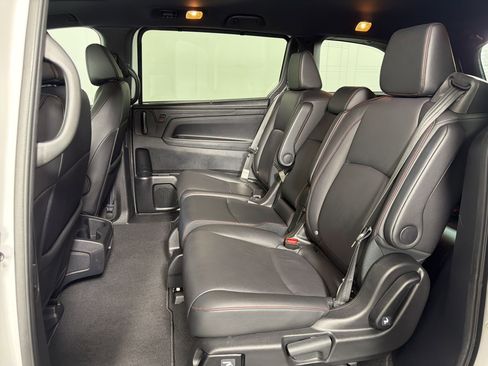 Used 2025 Honda Odyssey Sport-L image 13