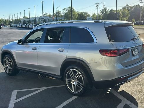 Used 2025 Mercedes-Benz GLS 450 4MATIC image 4