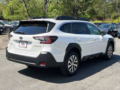 Certified 2025 Subaru Outback Premium AWD/4WD image 5